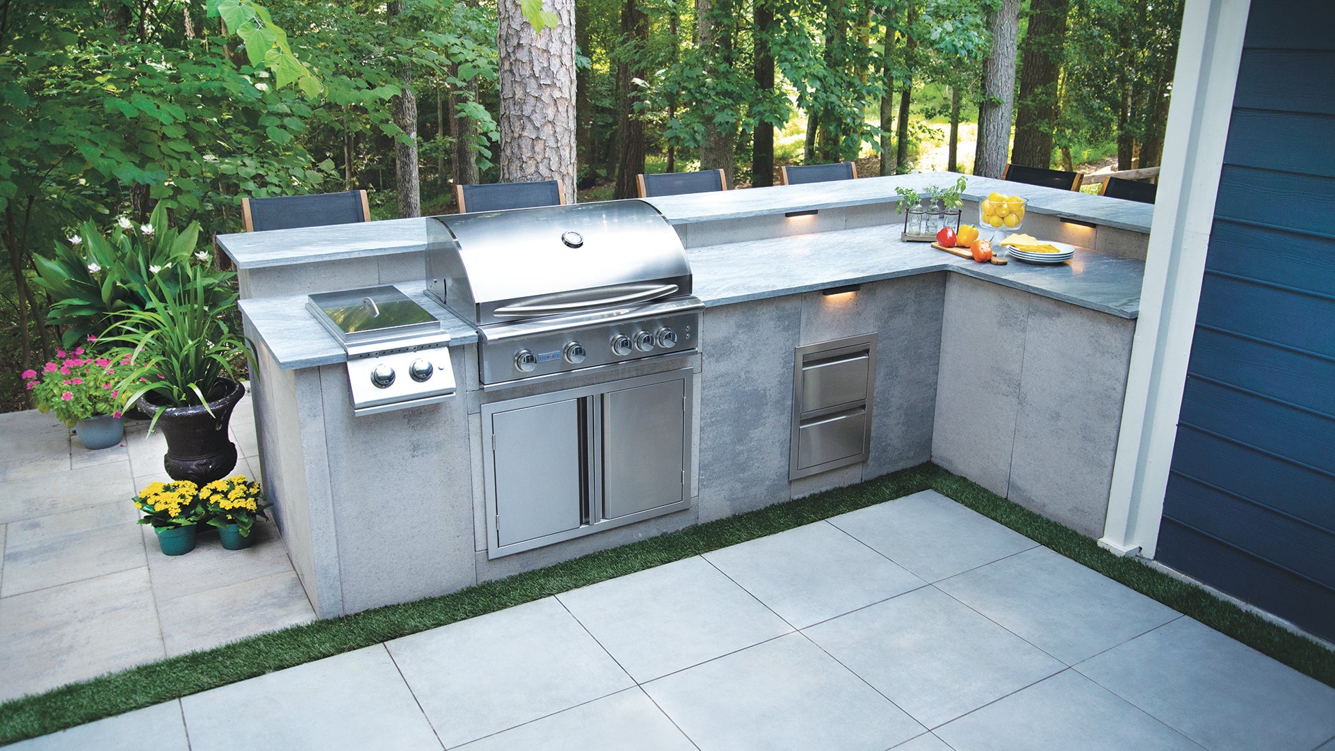 OutdoorKitchens_Fireplace_alt_02 (1)